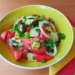 Вкусный салат из овощей с пикантной заправкой «Шехерезада»