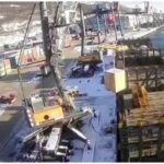 В порту Магадана уронили ценный груз, стоимостью более 140 миллионов рублей