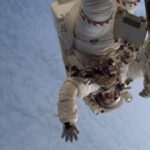 Канадским астронавтам запретили грабежи и убийства