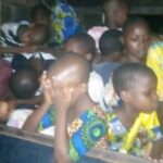 Десятки взрослых и детей спасли из подземелья секты в Нигерии