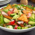 ФАТТУШ — ливанский салат из овощей