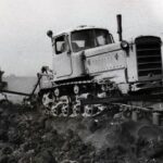 Самый массовый гусеничный трактор СССР