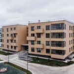 В России на продажу выставили первые квартиры в  деревянных многоэтажках