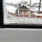 Как избежать появления конденсата на пластиковых окнах