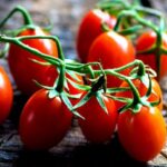 Почему томаты по-русски называются помидорами
