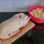 Утка с квашеной капустой -рецепт с фото