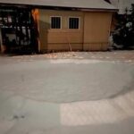 После странной яркой вспышки житель Орегона обнаружил круг на снегу возле своего дома