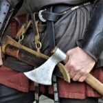 Почему суровые викинги предпочитали сражаться топорами