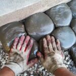 Как сделать каменную площадку в саду своими руками
